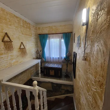 Gizli Bahce * ספריהיסאר